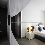 Beautifully Furnished 3 Bedroom In Qawra 아파트 *