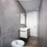 아파트 Beautifully Furnished 3 Bedroom In Qawra 세인트폴스베이