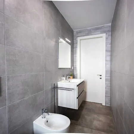 Lejlighed Beautifully Furnished 3 Bedroom In Qawra San Pawl il-Baħar