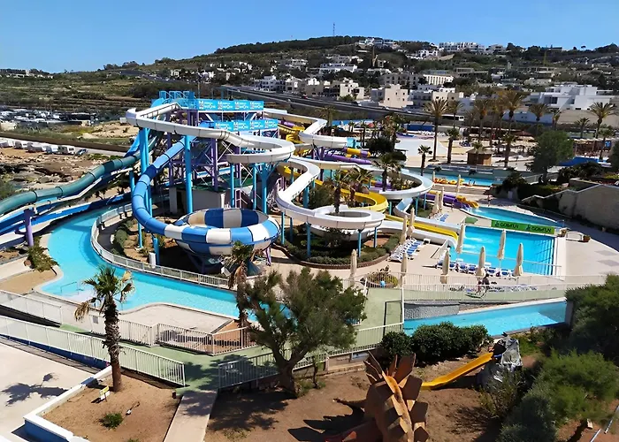 Beautifully Furnished 3 Bedroom In Qawra St Paul's Bay