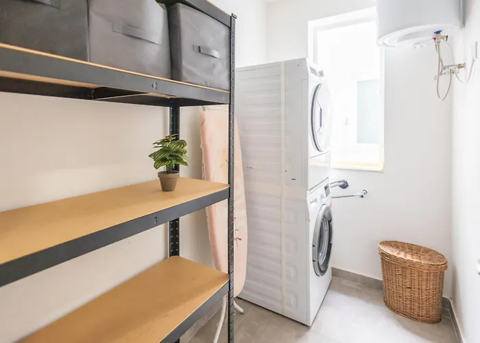 Beautifully Furnished 3 Bedroom In Qawra